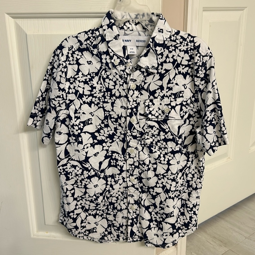 Boys Old Navy Short Sleeve Button Down Shirt Size 8